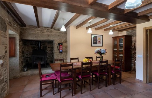 Santiago de Compostela Casa | Casa rural completa Río Sarela