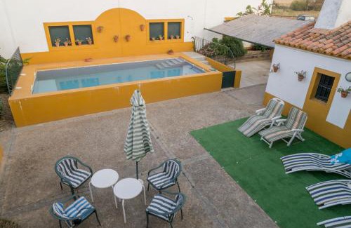 Herrera de Alcantara Casa | Casa Rural Dehesa de Solana