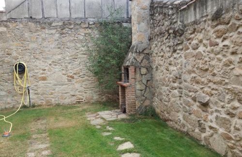 Aldeanueva del Camino Chalet De Esquí | Casa Rural El Caño de Abajo
