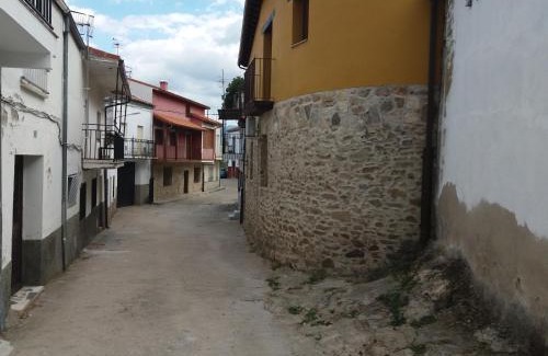 Aldeanueva del Camino Chalet De Esquí | Casa Rural El Caño de Abajo