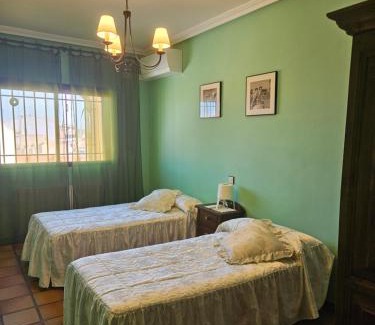 Pulgar Casa | Casa Rural El Hollejo