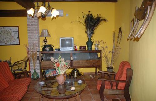 Villar del Pedroso Casa | Casa Rural El Pedroso