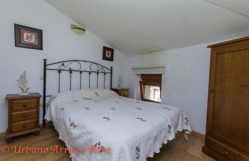 Navarredondilla Casa | Casa Rural El Salon del Baile