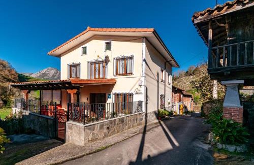 Puente Nuevo Chalet De Esquí | Casa rural en Torrevega, Llanes