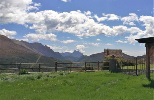 Fanlo Casa | Casa Rural "Las Eras"