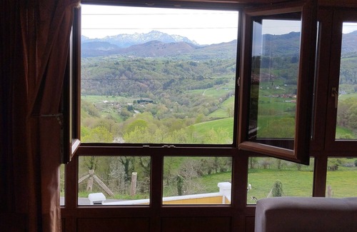 Soto de las Duenas Casa | Casa Rural con vistas a los Picos de Europa.