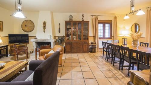 Navahermosa Chalet De Esquí | Casa Rural Hoz de la Pinilla