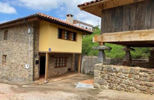Suares Chalet De Esquí | Casa Rural Kiko Asturias