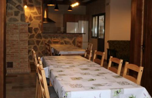 Los Navalucillos Casa | Casa Rural La Cerecera