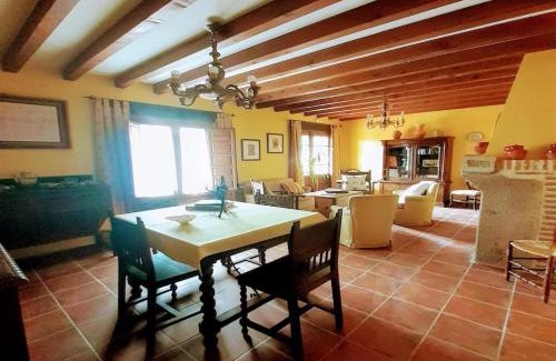 Aldeanueva de Barbarroya Casa | Casa Rural La Era