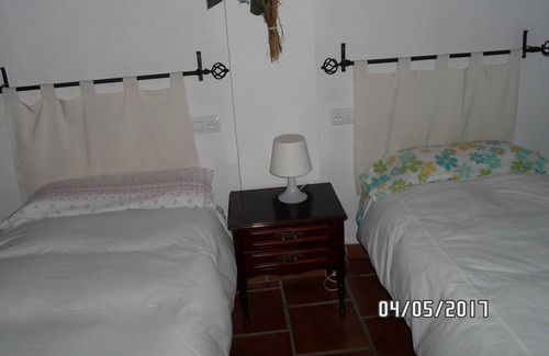 Canamero Casa | AR La Jara Ctra EX 102, Km 61,800 10136 Cañamero (Caceres)