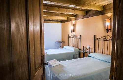 Astudillo Casa | Casa Rural "La Mota"