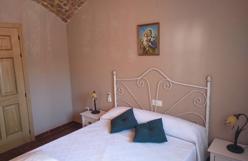 Arroyo de la Luz Casa | CASA RURAL LA SANTIAGA