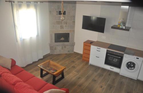 La Serrada Casa | Casa rural La Zarzosa