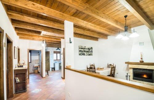 Mirabueno Casa | Casa Rural LAS ABUBILLAS