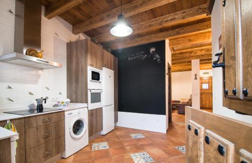 Mirabueno Casa | Casa Rural LAS ABUBILLAS