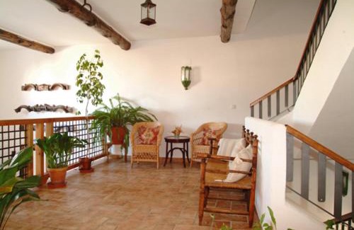 Sierra de Fuentes Casa | Casa Rural Las Avutardas