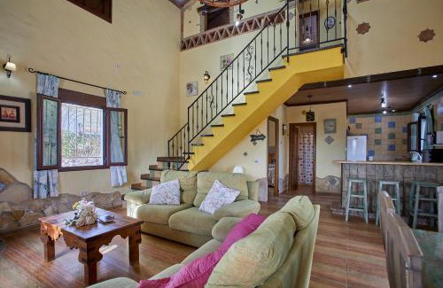 Prado del Rey Casa | Casa Rural " Los Cuatro Olivos"