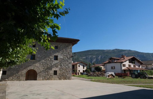 Arruazu Casa | Casa Rural Martxoenea Landetxea