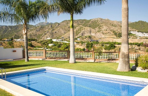 Nerja Cabaña | Casa rural Pastora - pool and BBQ