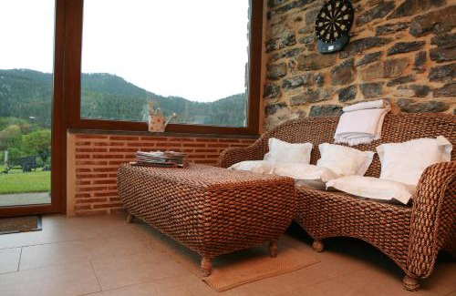 Sopuerta Casa | Casa Rural Pikatzaenea