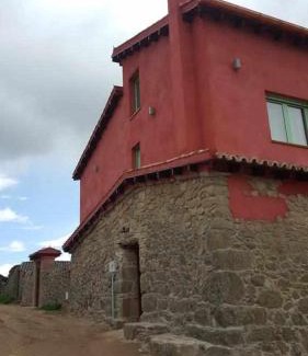 La Iglesuela Casa | Casa Rural Rojo del Tietar