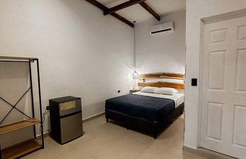 La Libertad Hotel | Waves Paradise @SurfCityConchalio Room#3