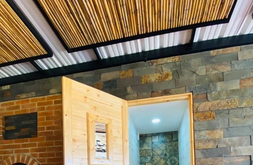 Chiquinquira Cabaña | CASA SANTO DOMINGO, cabaña romántica con vista a la ciudad, 10 min del centro