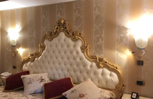 Castello Casa | Casa Savoia & Casa Jolanda