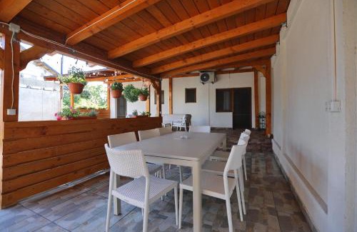 Corbu Casa | Casa Selina