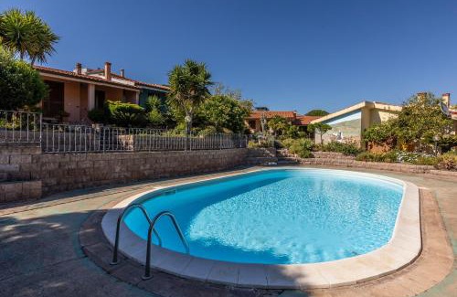 Santa Caterina Casa | Casa Shanti - 5 Minuti dalla Spiaggia con Piscina Condominiale
