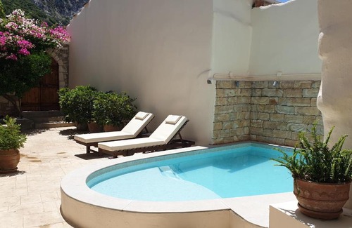 Spilion Apartamento | Casa Sofia Apt#1, By Hellocrete