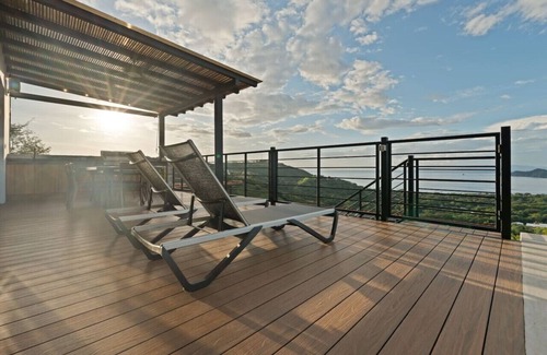 Playa Hermosa Casa | Casa Sol: Luxury 4 BR, Ocean View Villa-Pool & Concierge - Playa Hermosa