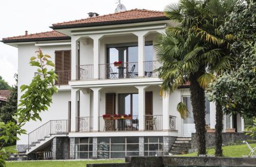 Brezzo di Bedero Apartamento | Casa Sole
