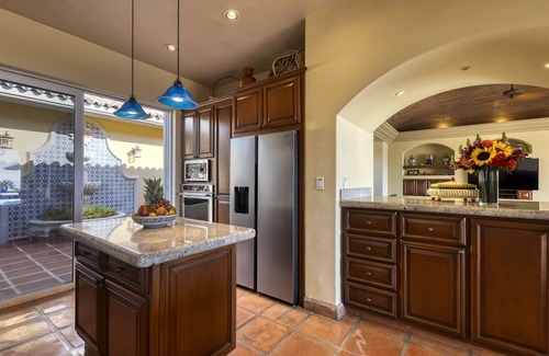 Cabo San Lucas Villa | Casa Stamm, de estilo hacienda hogar perfecto para las familias.