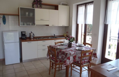 Torri del Benaco Apartamento | Casa Stefano n. 1 - espectacular vista al lago - estacionamiento - WIFI gratis