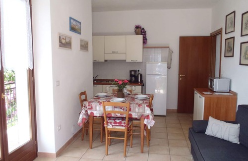 Torri del Benaco Apartamento | Casa Stefano n. 2 - espectacular vista al lago - estacionamiento - WIFI gratis