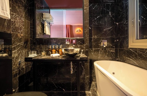 Tel Aviv City Center Hotel | Casa Suzanna