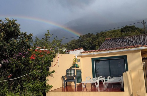 Terra do Pao Apartamento | Casa terra do pao - Apartamento Margit, a los pies de la espléndida vista al mar Pico