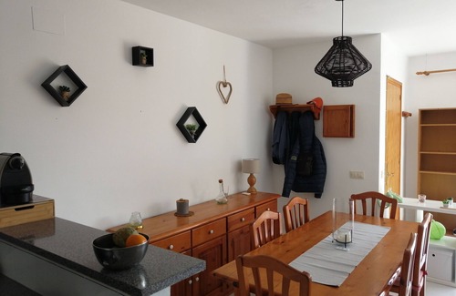 L'Estartit Casa | Casa Tina. Panoramic sea view. Beach 5 mins away
