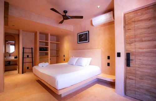Barra de Colotepec Hotel | Casa Toro La Punta