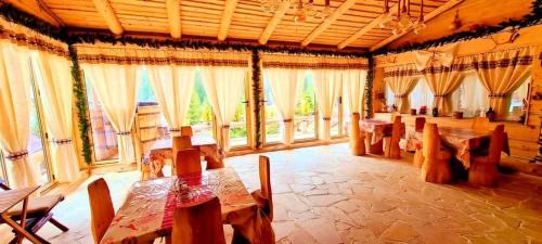 Predeal Casa | Casa Traditionala Nicolas