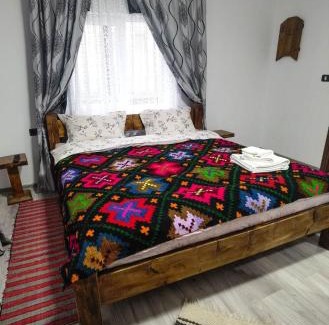 Borsa Casa | Casa Traditionala