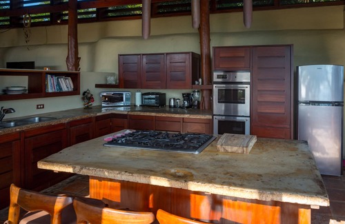San Juan del Sur Villa | Casa Tranquila- Jungle Luxury con vista al mar sobre Playa Maderas