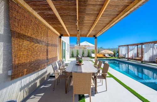 Coachella Casa | Casa Tulum · Desert Dreamland-Your Coachella Escape Oasis