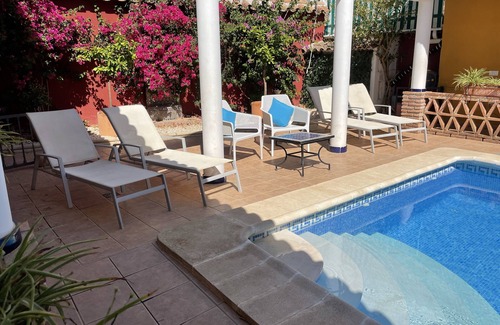 La Carlota Villa | Casa Uno Su villa de estilo romano en el corazón de Andalucía: piscina, barbacoa y terraza
