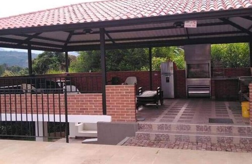 La Mesa Casa | Casa Vacacional Con Piscina en La Mesa