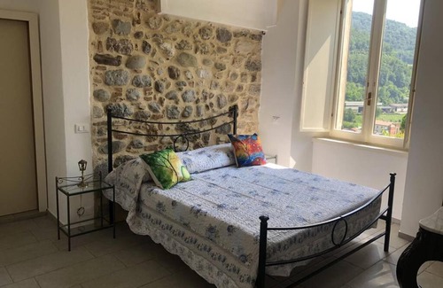 Borgo di Terzo Apartamento | Casa vacanza Convento San Michele - Mergellina
