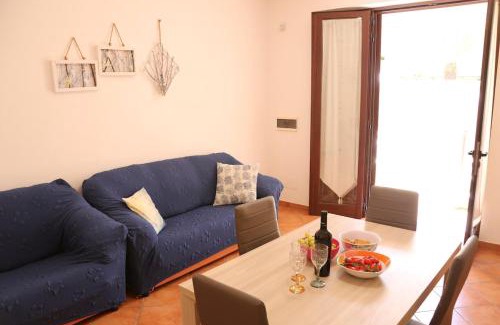 Posto Rosso Apartamento | Casa vacanza Francesca con vista mare