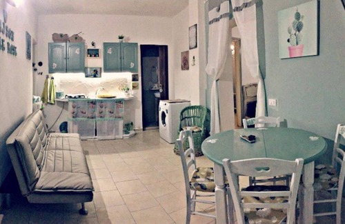 Gioia Tauro Casa | 𝐂𝐚𝐬𝐚 𝐕𝐚𝐜𝐚𝐧𝐳𝐞 "ᴍᴀɪsᴏɴ ᴅᴇ ʟᴇ ʀᴏsᴇ"